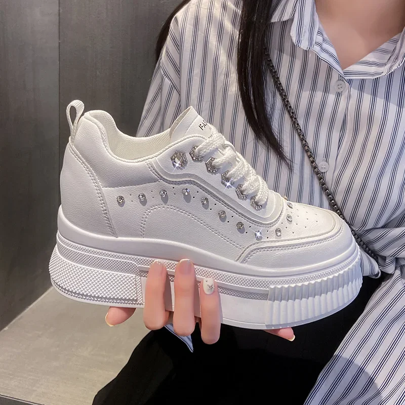 Student Women\'s Shoes 2023 Spring Versatile Thick Sole Elevated Board Shoes Sports Casual Shoes for Women Platform Sneakers