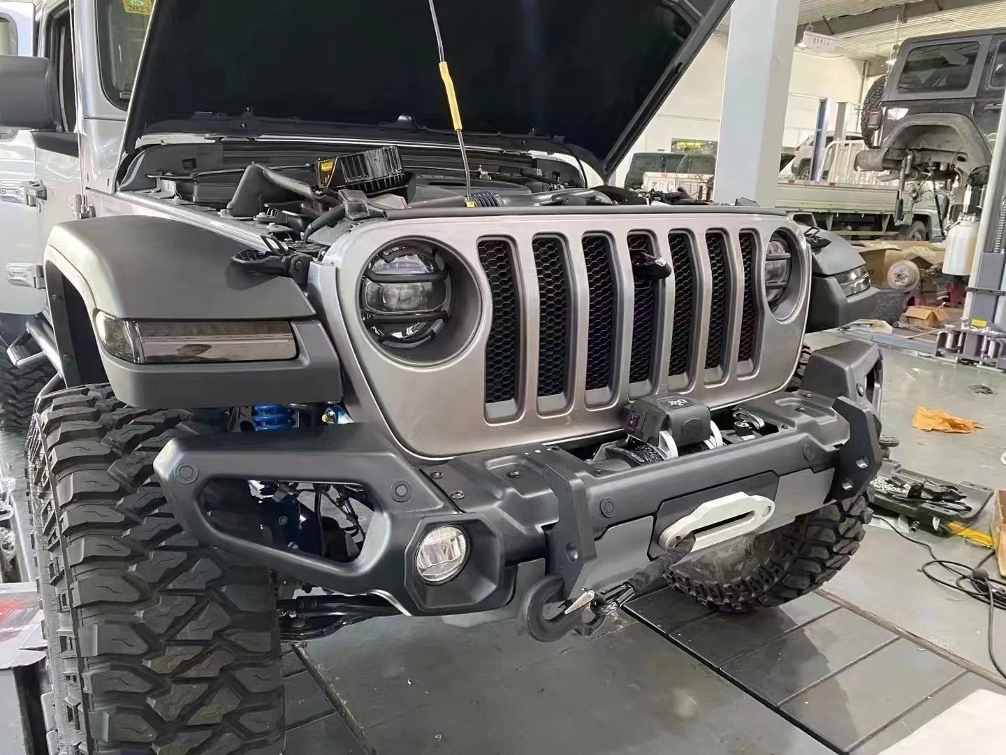 Car Front Bumper Manufacturer for Jeep Wrangler JL & Gladiator JT for JL wrangler accessories 2018+ JL front bumper