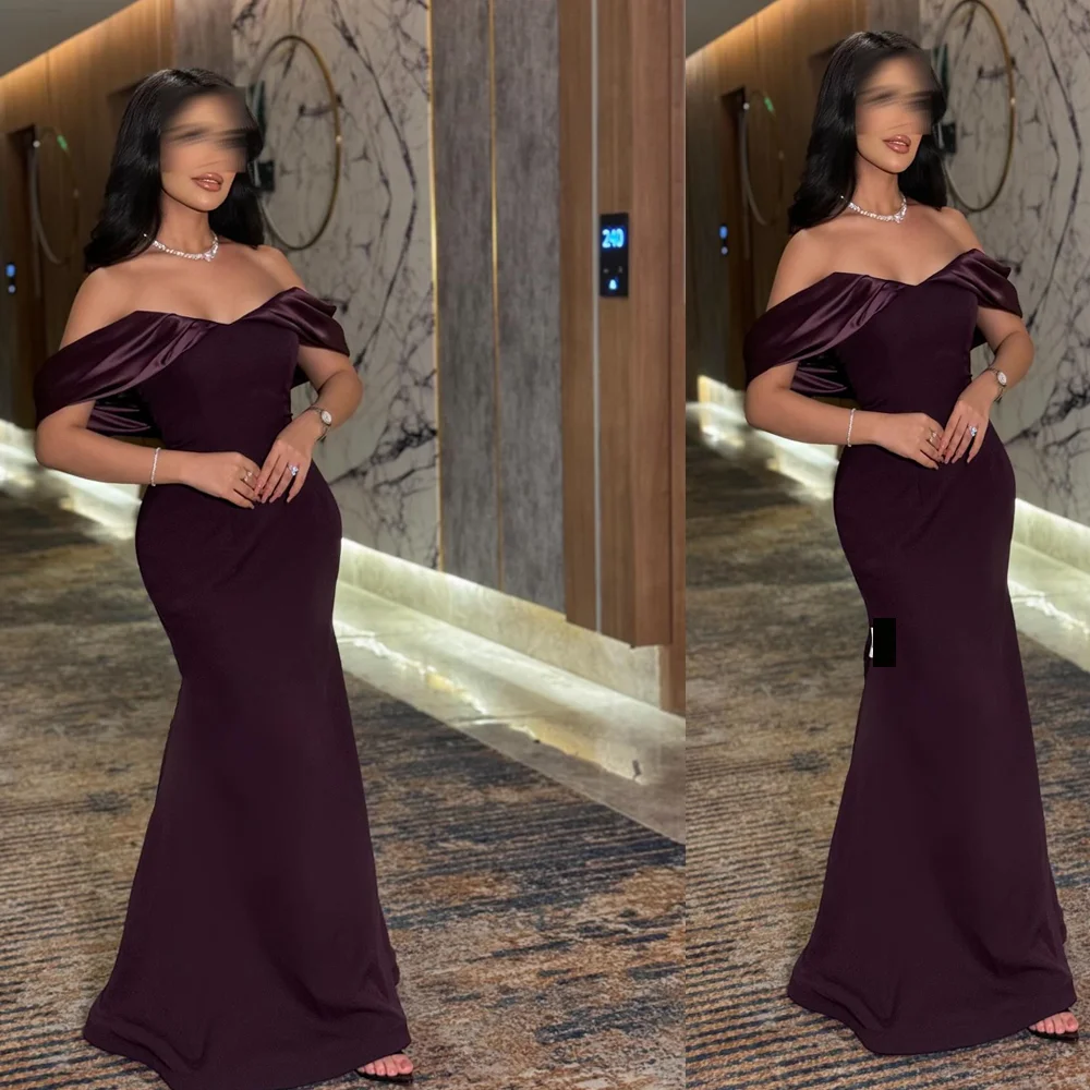 

Скромные атласные плиссированные вечерние платья с открытыми плечами по индивидуальному заказу, без рукавов, простое платье для выпускного вечера в Саудовской Аравии