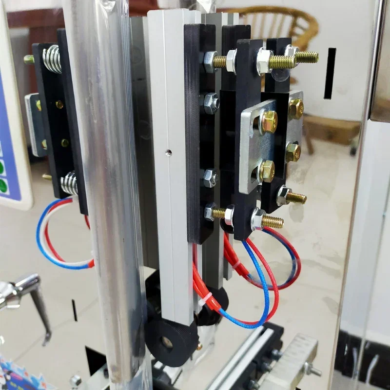 Máquina envasadora automática para Perfume de aceite de oliva, máquina envasadora de líquidos multifunción con autosucción, 110v