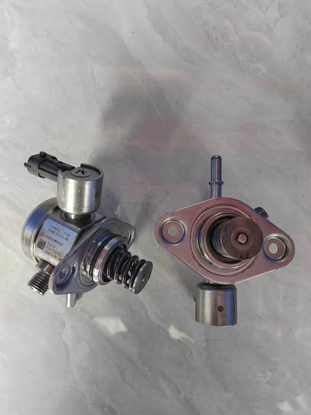 1 Pcs High Pressure Fuel Pump AG9E-9D376-AB Original Remanufactured for Ford Focus Escape Explorer