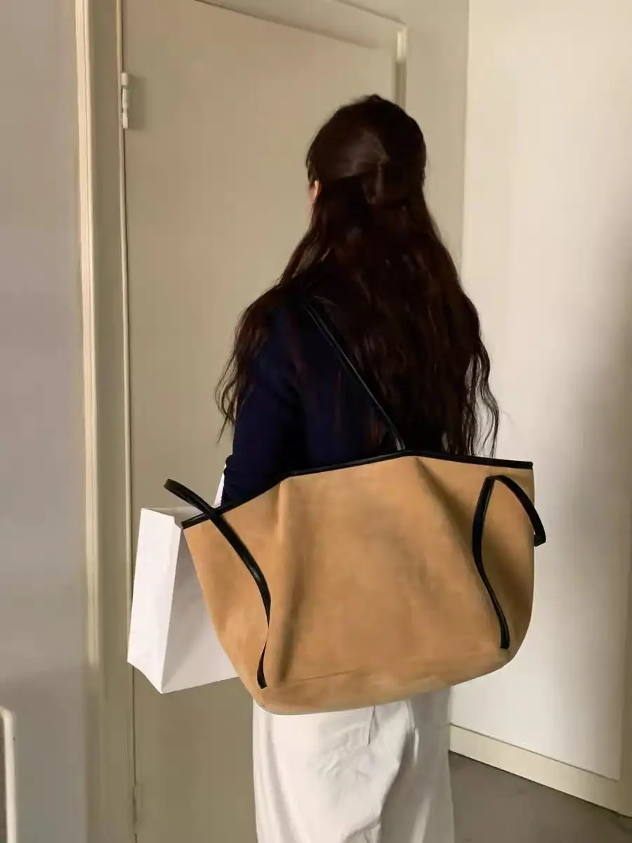 LEFTSIDE Big Faux Suede Shoulder Bags for Women 2024 Winter Y2K New Luxury Fashion Designer Trend Female Tote Bag Lady Handbags