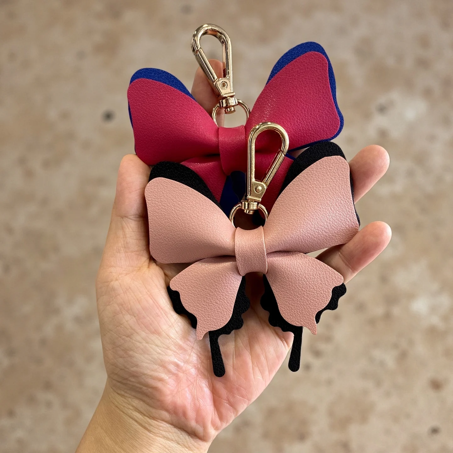 Elegant PU Leather Butterfly Keychain, 2-Tone Double-Layer Butterfly Bag Charm, Car Key Ring Accessory for Women, Stylish Gift