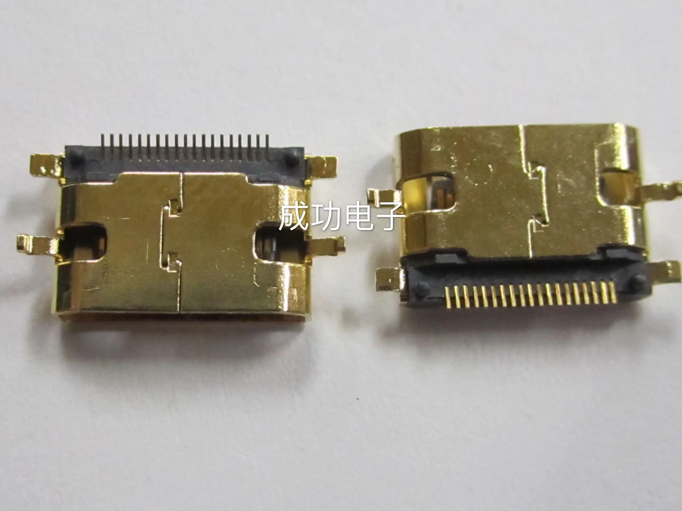 For MINI HDMI C TYPE sink 0.8 flat mouth, copper shell gold-plated front plug and rear sticker, mini hdni female seat