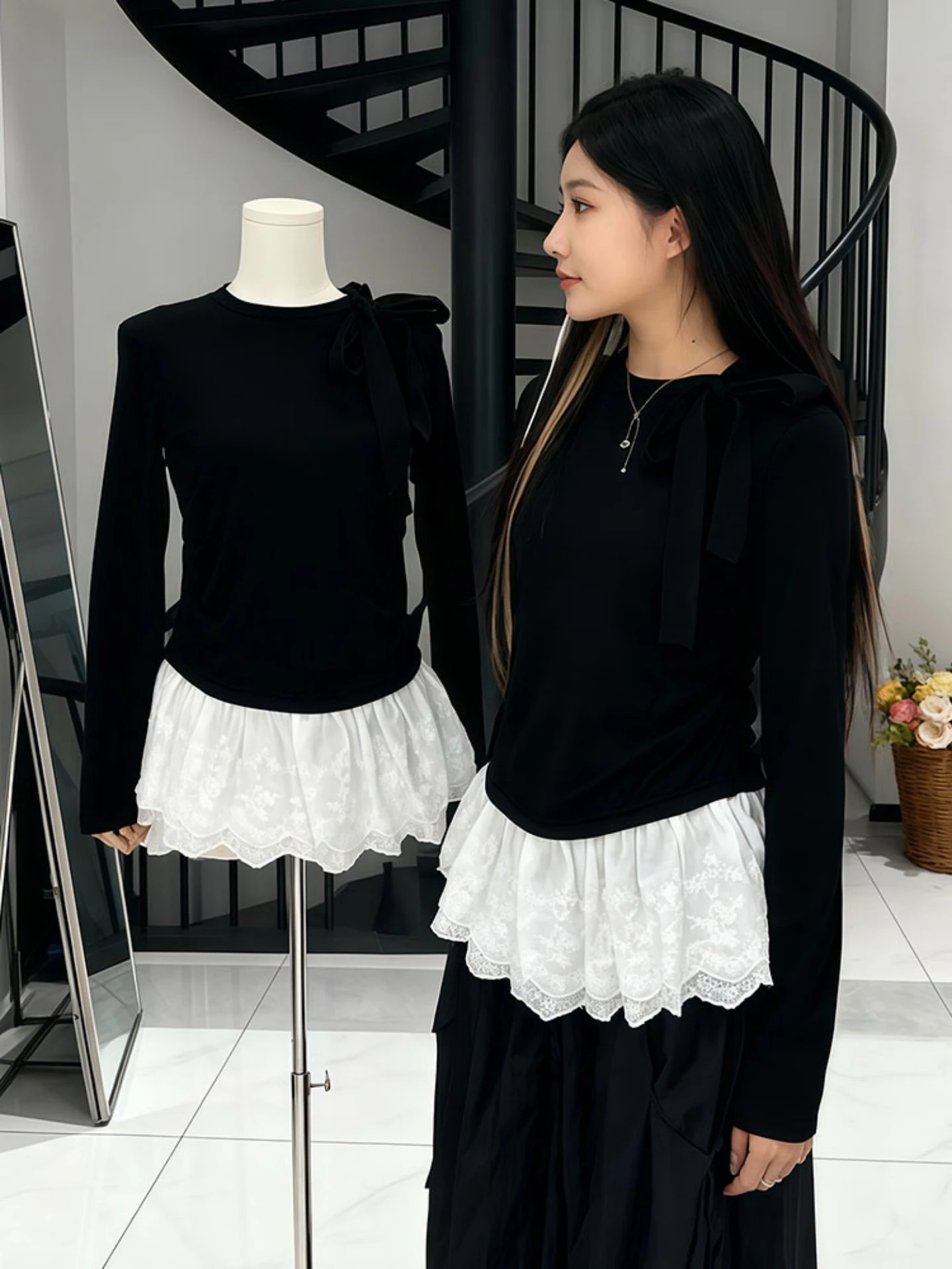 Koreanisches Sle Long Sve T-Shirt Damen Slim Fit Inner Wear Base Irt Boting Top Weißes Spitzensaum-Design Lässige Alltagskleidung