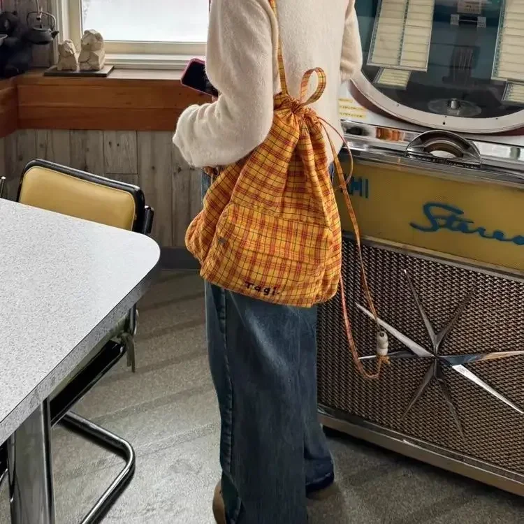 

2024 новый модный креативный Ins стиль жемчуг акриловый бисер милый шнурок большой вместимости рюкзак помидоры на палочках сумка