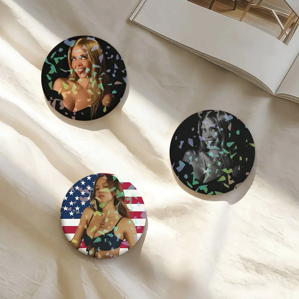 الممثل سيدني سويني شارة الليزر دبابيس الإبداعية بروش لحقيبة الملابس قبعة ديكور الهدايا المشجعين جمع