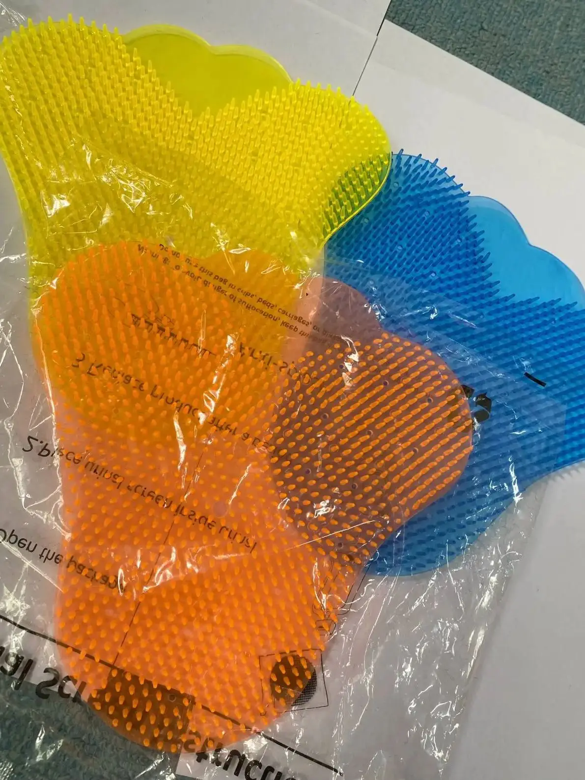 1枚入り 新品 消臭剤 三角形 尿器スクリーンマット エアフレッシュナー 香り付き 臭い除去 浴室トイレ小便器用 ケーキ型