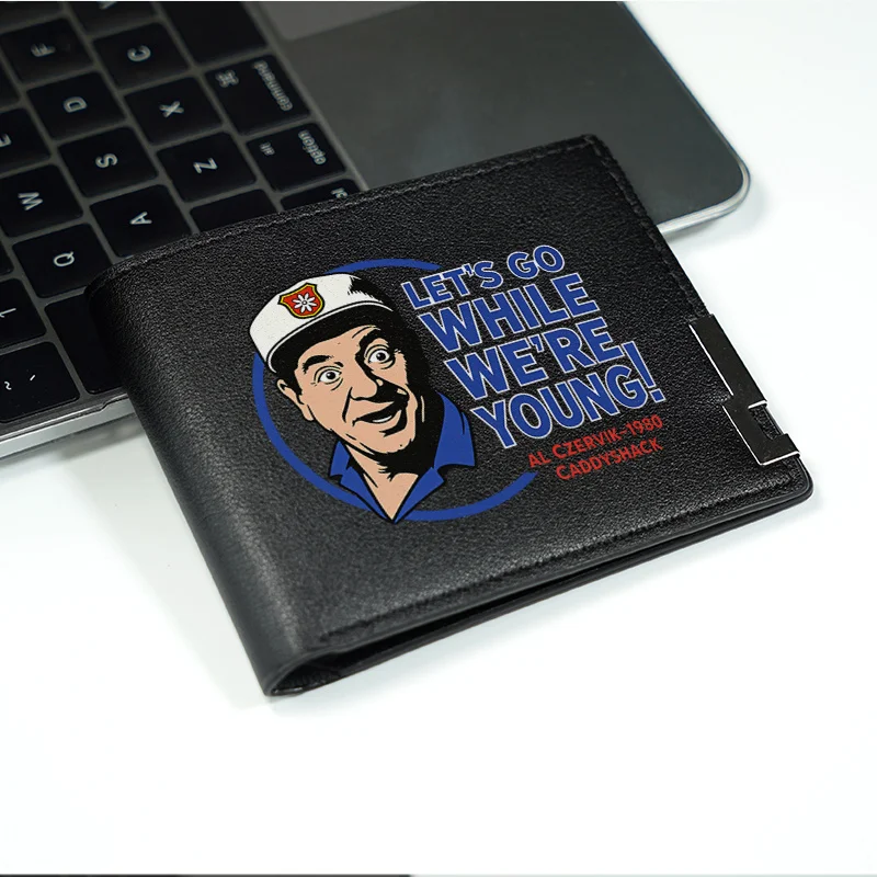 Portfel męski CADDYSHACK AL CZERVINK 1980, klasyczny design, slim, wykonany z PU, lekki, wytrzymały, biznesowy styl, modny dodatek.