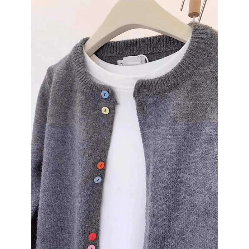 Classic Pure Wool Loose Cardigan Women Knitted Fashion Sweater O-Neck Long Sleeves Colorful button decoration High Quality Tops