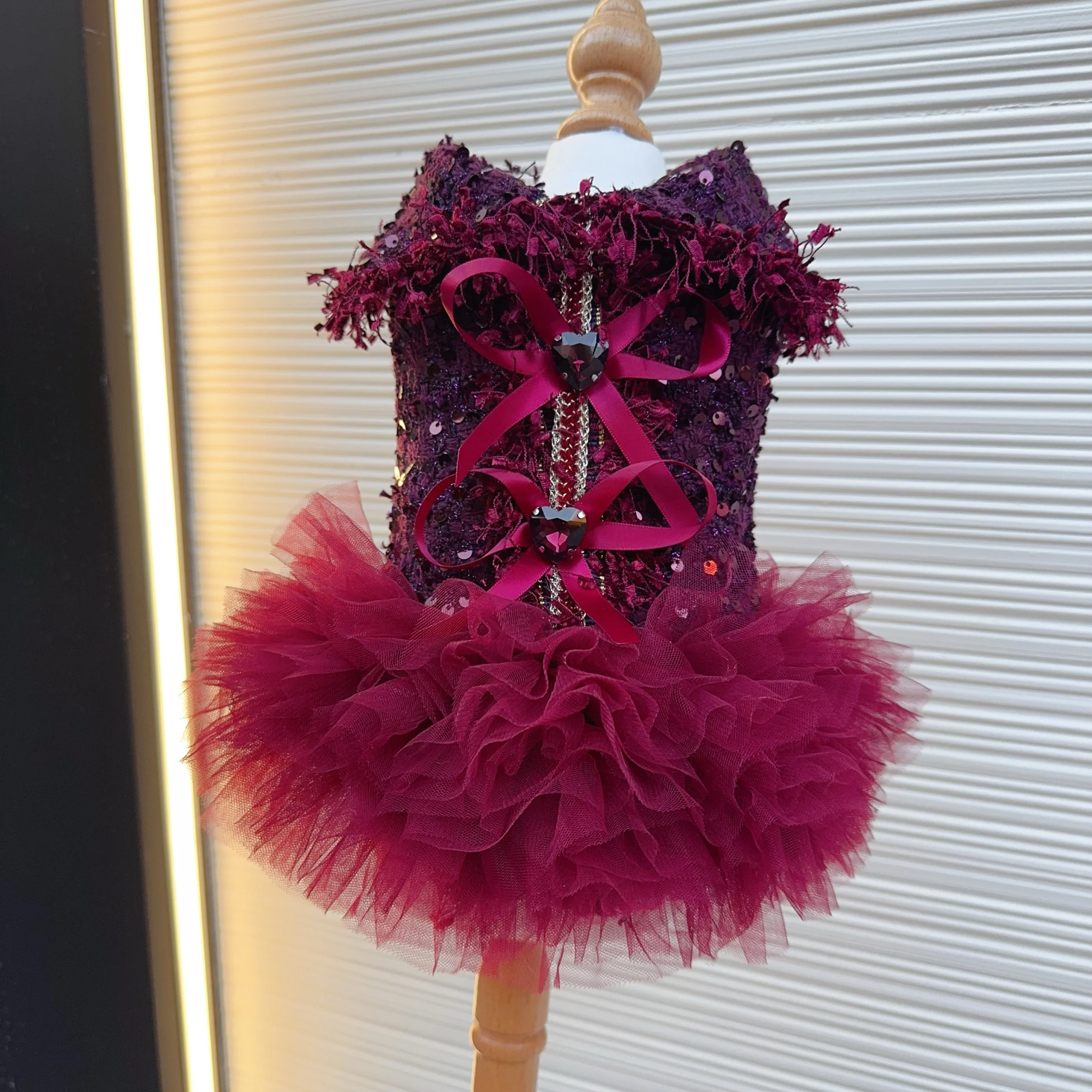 Luxury Wine Red Pet Dog Clothes Autumn Winter new Crystal Bow Lace Tutu Dresses For Small Medium Dog Chihuahua Puppy Overalls