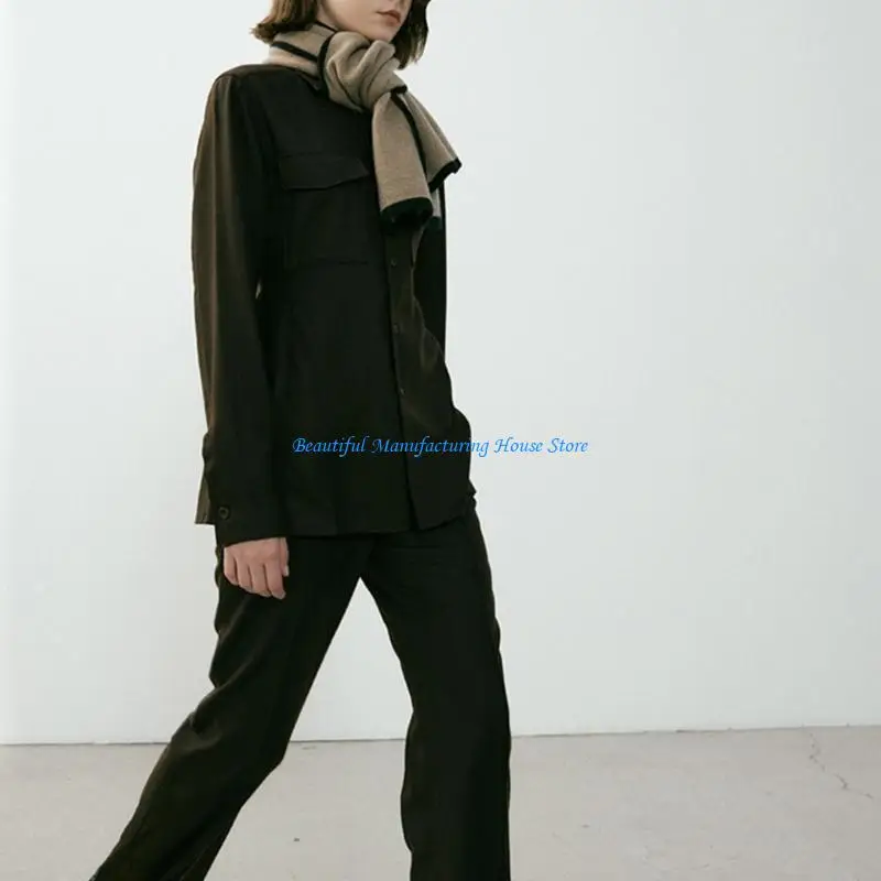 E56A Elegant Neckwrap Knitted Scarf for Women Contrast Color Scarf Winter Autumn Warm Scarf Stylish Neckwear for Any Occasion