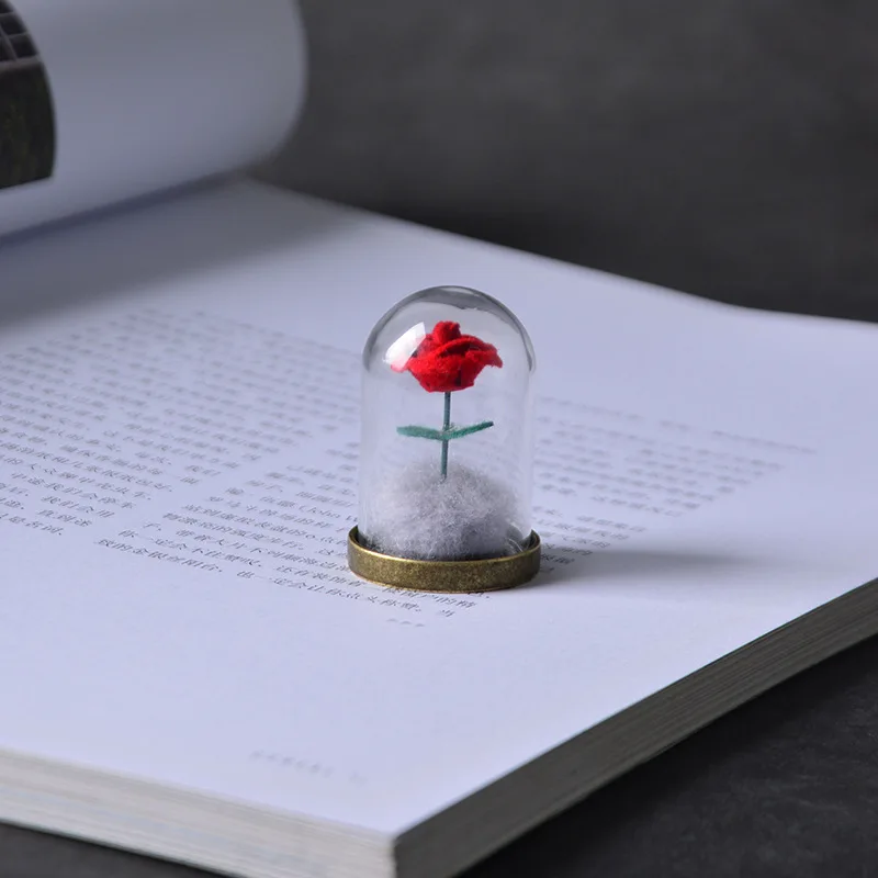 Miniatures Creative Rose Gift-wrap Tanabata Festival Valentine\'s Day Lovers Figurines Gifts Desktop Ornaments  Decoration Crafts
