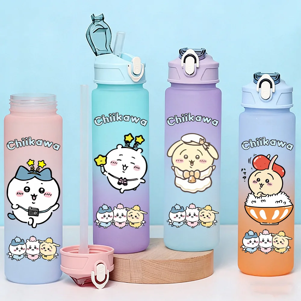 

Chiikawa Cute Gradient Color Plastic Cup Aldult Portable Anime 750ml Large Capacity Outdoor Sports Childrens Drinking Cup Gift