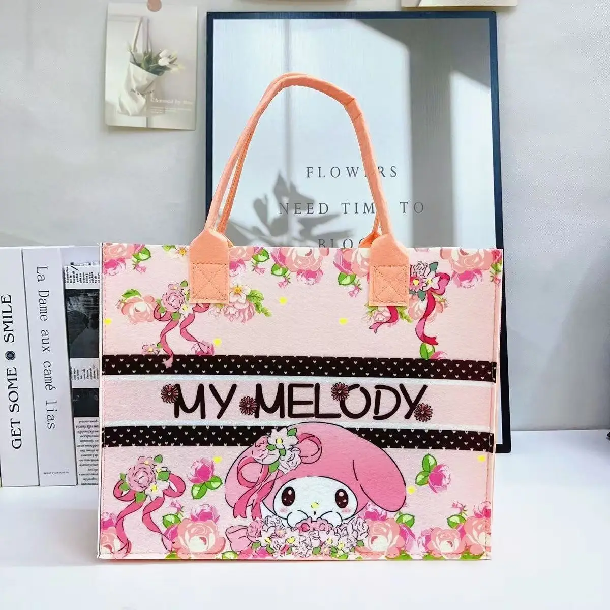 HelloKitty Felt Organizer Hand Tote Bag, Makeup Bag, Portable Storage Pouch Girls Students Shopping Gift Handbag