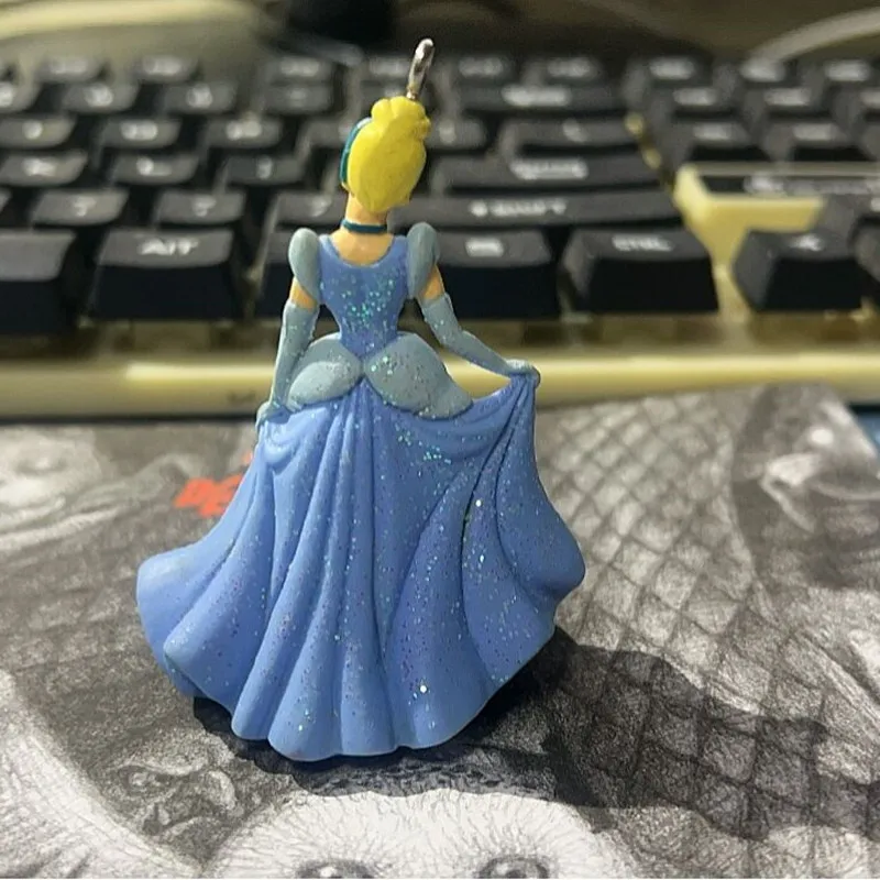 1PCS 6.5cm Disney Cinderella pendant, ornament, model toy