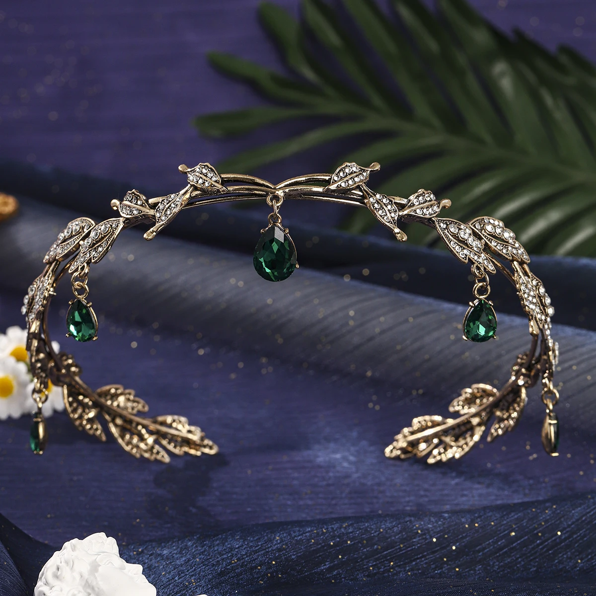 Mori Fairy Alloy Crown Forehead Pendant Tiara Hair Accessories Party Headwear Cosplay Performance Rhinestone Headpiece