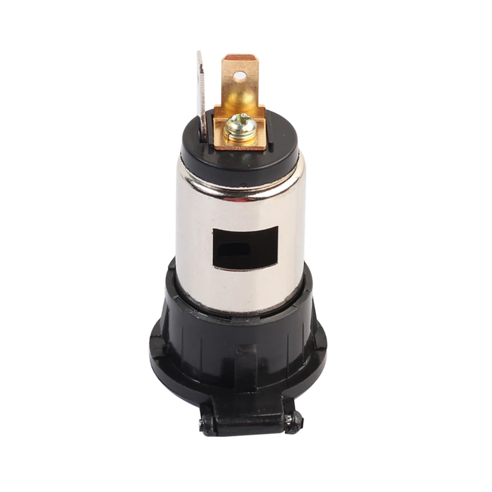 مقبس طاقة ولاعة السجائر مع غطاء مقاوم للماء مقبس إمداد طاقة ولاعة السجائر للدراجات النارية على شكل قارب جرار تلقائي