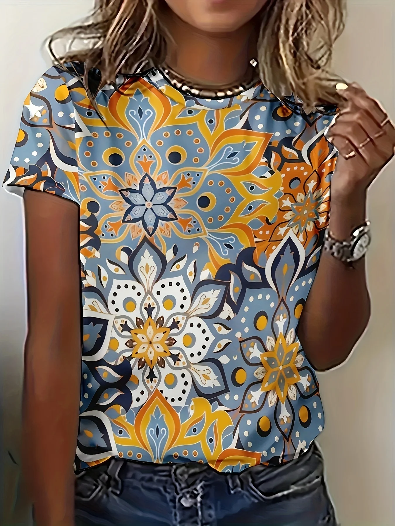 

Women's summer round neck temperament t-shirt breathable short-sleeved retro floral pattern top loose casual wear ladies t-shirt