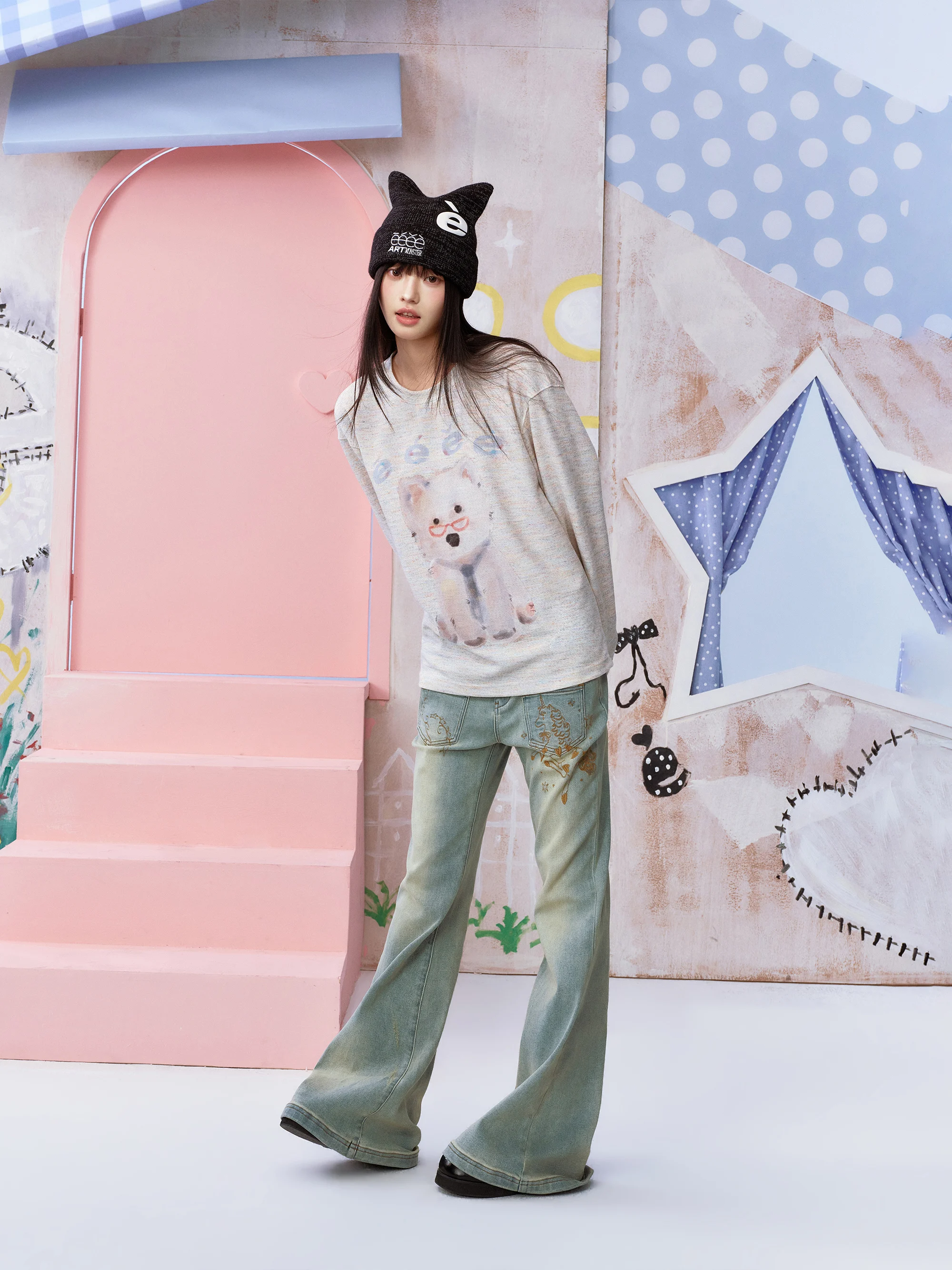Warm Gentle Style Long Sleeve T-Shirt Hand-Drawn Dog Pattern EeeDesign Sensation Sand Color Bottom Shirt for Spring
