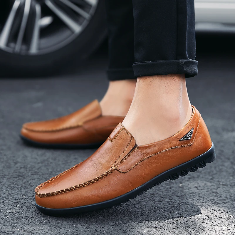 Man shoes Genuine Leather Men Casual Shoes Brand Mens Breathable Slip on Black Driving Shoes Plus Size