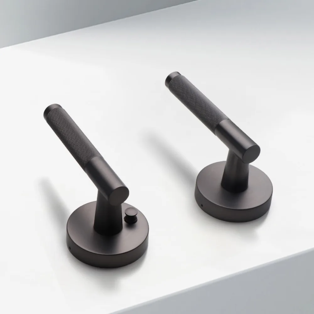

No Key Zinc Alloy Modern Indoor Door Rod Lock Sanding Handle Design Three Bar Lock Mute Single Toilet Tongue Handle Lock