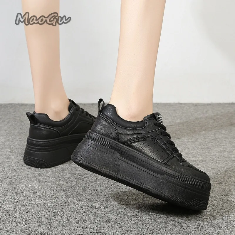 身長を伸ばすプラットフォーム ホワイトスニーカー 女性用 レ - Platform Sneakers Chunky のレビューと価格
