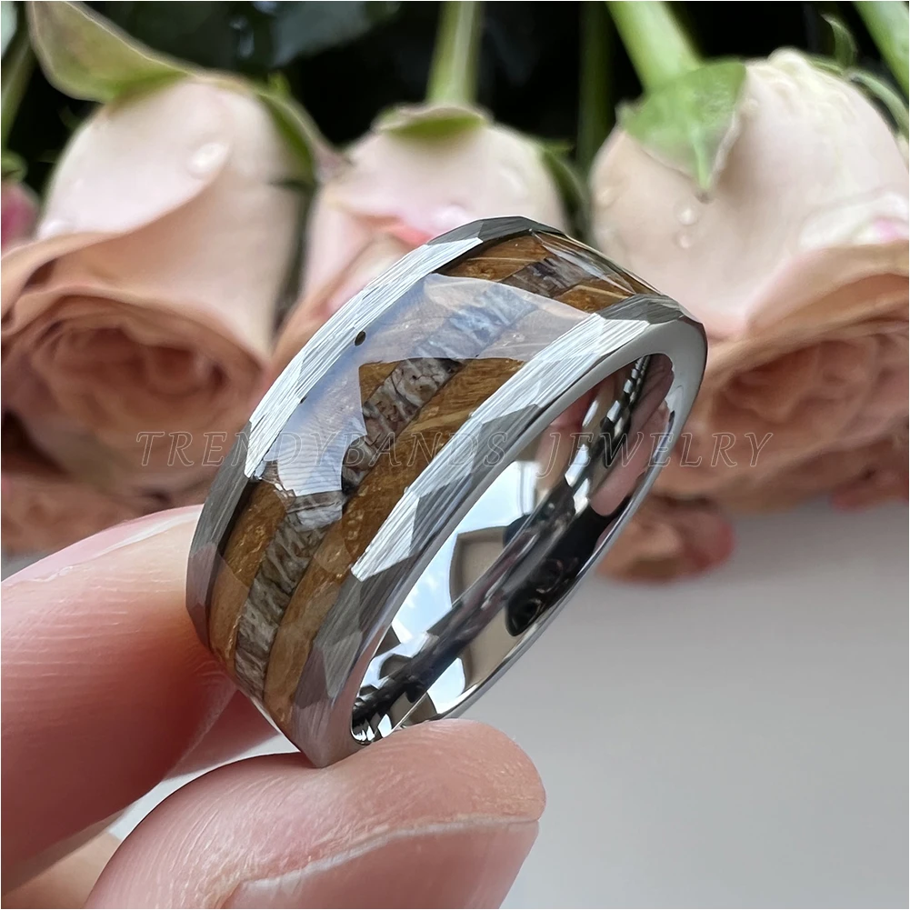 8mm Hammered Fashion Ring for Men Women Tungsten Carbide Engagement Jewelry Wedding Band Whisky Barrel Wood Inlay Brushed Shiny – Detail 3