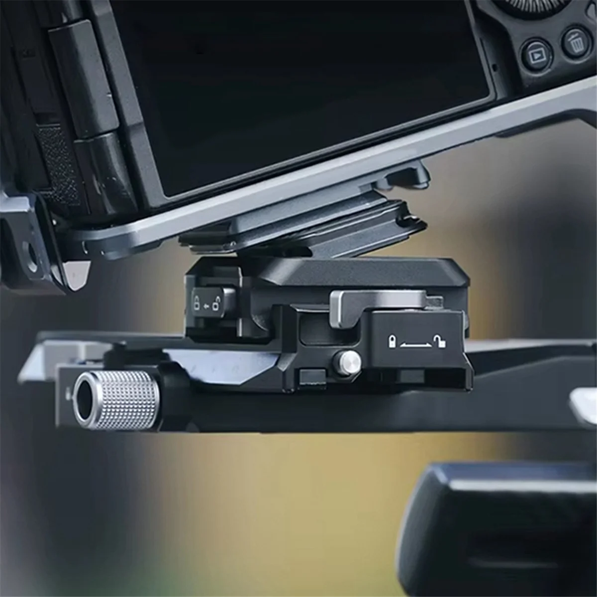 

Новый быстроразъемный комплект Ulanzi UKA05 для DJI RS2/3/4 для верхней пластины Uka&F38, максимальная нагрузка 20 кг, идеально подходит для штатива и плечевого ремня