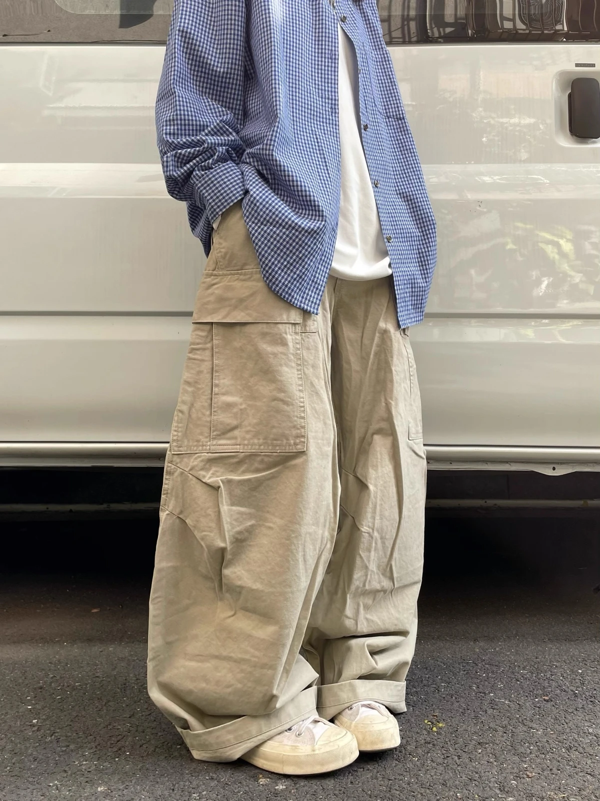 Retro japońskie spodnie męskie i damskie o luźnym kroju, z prostymi nogawkami i szerokimi nogawkami typu wide leg, casualowe spodnie.