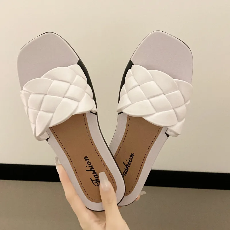 

Women Flat Slippers Summer Round Head Slippers Open Toe Flower Shoes Women Breathable Soft Soled Sandals Outdoor Slides Women