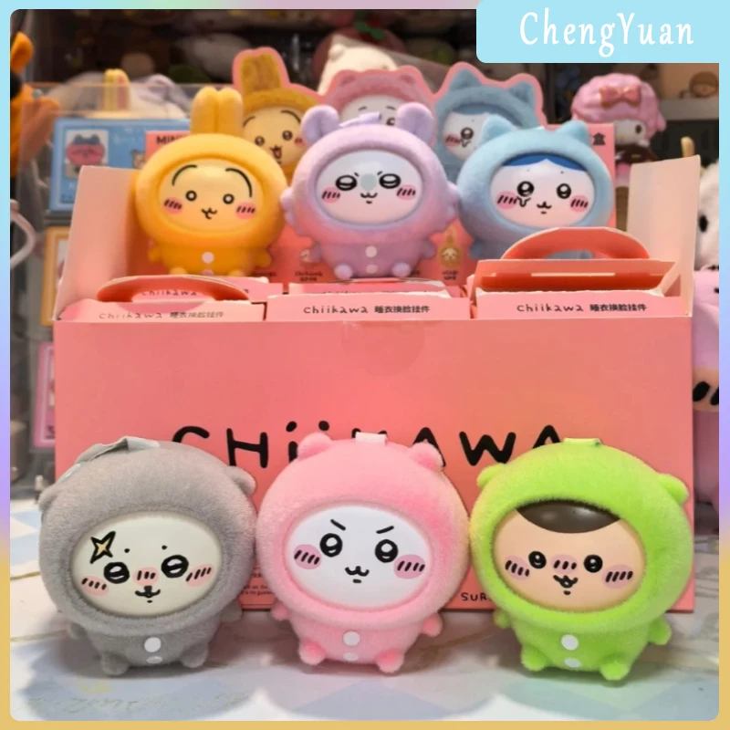 

В наличии, натуральная ночная рубашка Chiikawa, серия для замены лица, кулон, глухая коробка, виниловая коллекция, украшение для рабочего стола, модный тренд, подарок