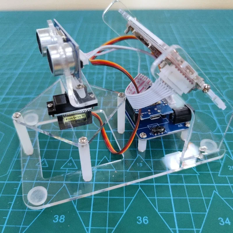 Ultrasonic radar scans student tech to make DIY creative toys