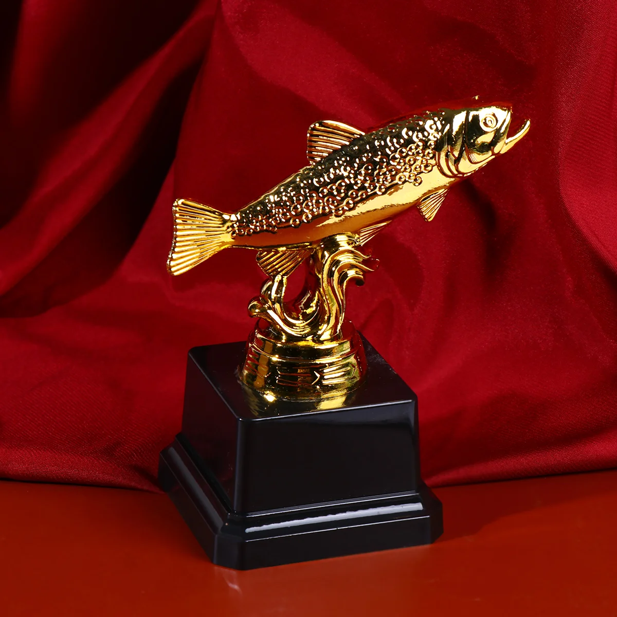 Kids Party Trophy Trophies with Fish Statue Decoration Fishing Award Cup Goalkeeper