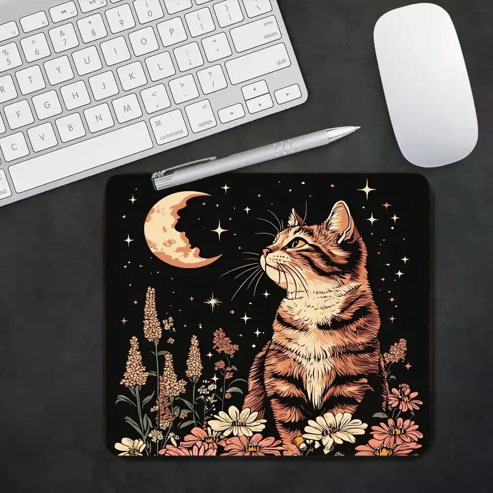 

Moon Cat Art Mouse Pad Small Gamer Desk Mat Square Gaming Office Accessories Rug Mousepad Rubber Keyboard HD Table Mats 45*40cm