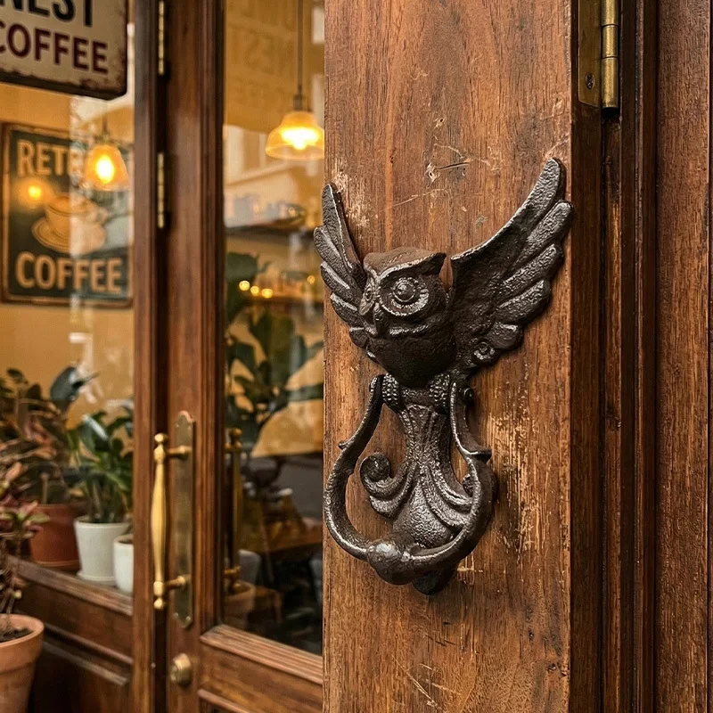 Nordic retro owl door knock cast iron door buckle animal wall decoration garden villa home courtyard door handle home decoration
