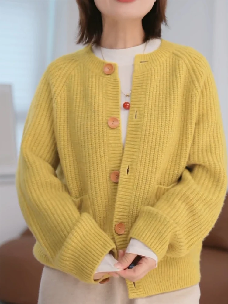 

Корейский модный универсальный вязаный кардиган с круглым вырезом, стройнящий, омолаживающий, для осеннего сезона, больших размеров