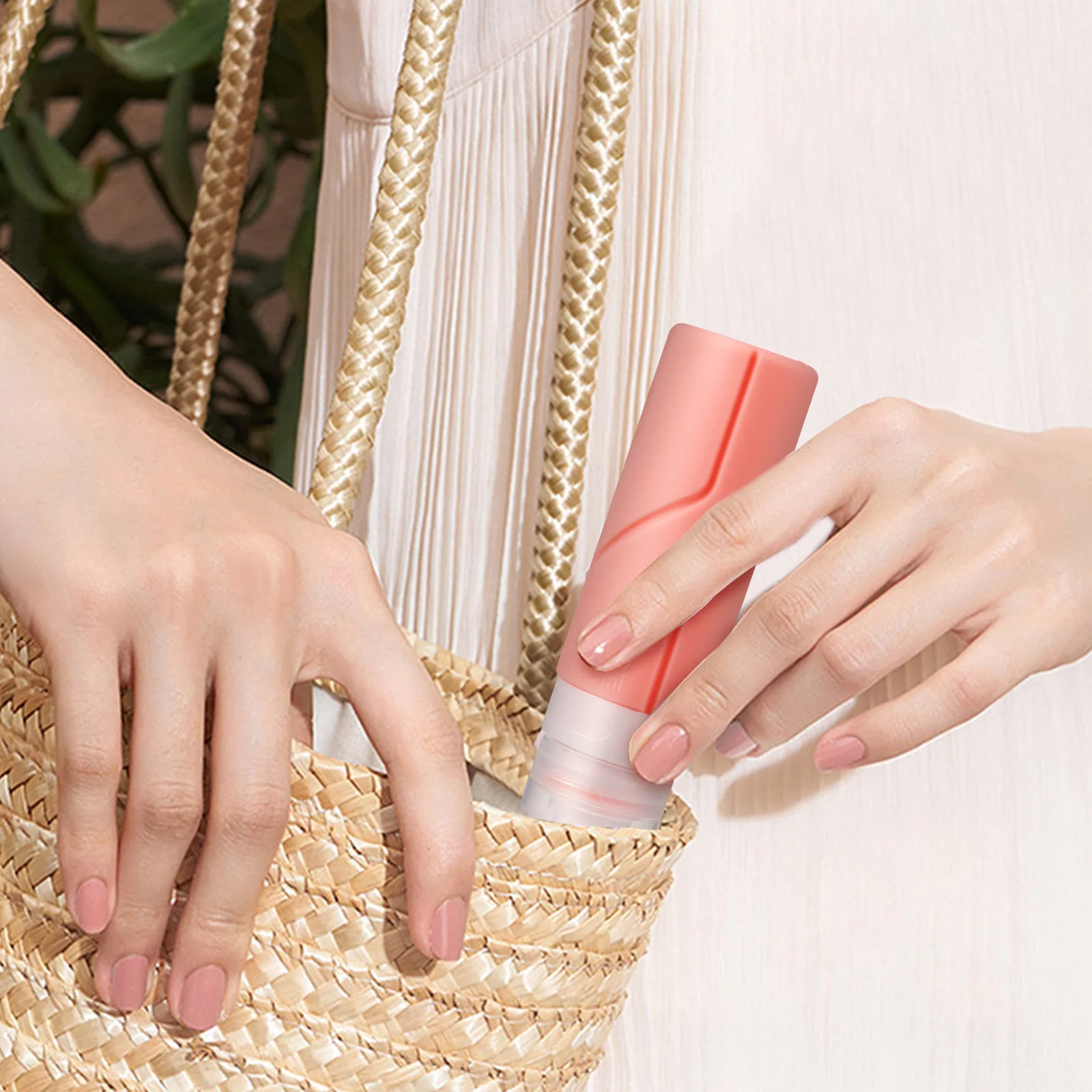 4 قطع من زجاجات السفر المصنوعة من السيليكون، أدوات الزينة القابلة لإعادة الملء، أكياس تخزين غسول الشامبو المحمولة، حجم السفر، أدوات الزينة