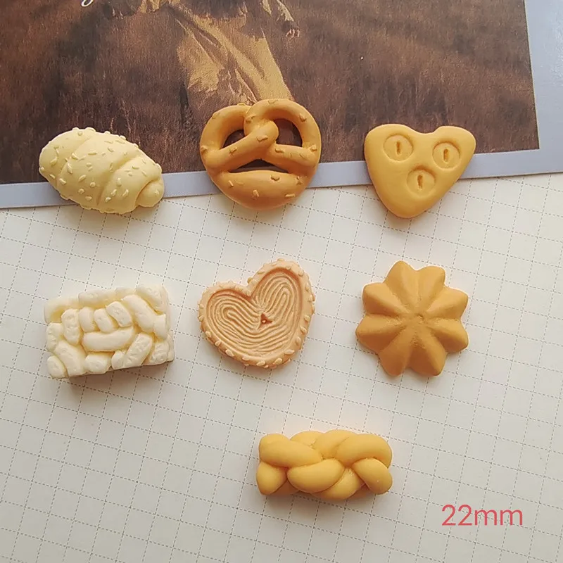 

10Pcs Simulate Food And Play Resin DIY Shoes Hat Icebox Barrette Mobile Phone Case Scrapbook Cream Glue Flat Back Resin