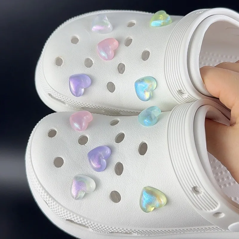 10-teiliges Set modischer Schuh-Charms, Zubehör für Lochschuhe, glänzende, niedliche Herzform, DIY für Bogg-Taschen und Schuhdekorationen – Detail 5