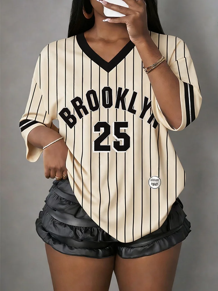 Sommer-T-Shirt für Damen und Kinder, V-Ausschnitt, Kurzarm, gestreift, Brooklyn Nr. 25 Print, Sport-Oberteil, lässiges Fußballtrikot, Y2k-T-Shirt – Detail 10