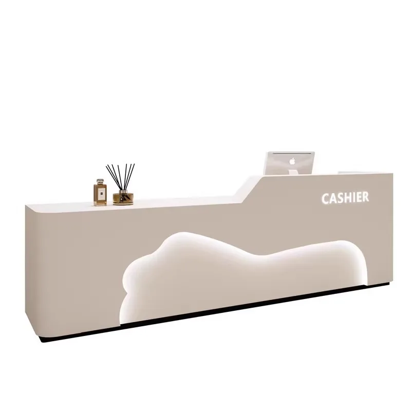 

Простая касса для салона красоты. Современное учебное заведение. Стойка регистрации отеля компании. Магазин одежды.