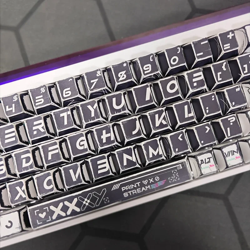 

Black and White Prints Japanese Manga Cherry 137 Keycaps Game Keyboard Personality for Mechanical Keyboard Customize Key Caps