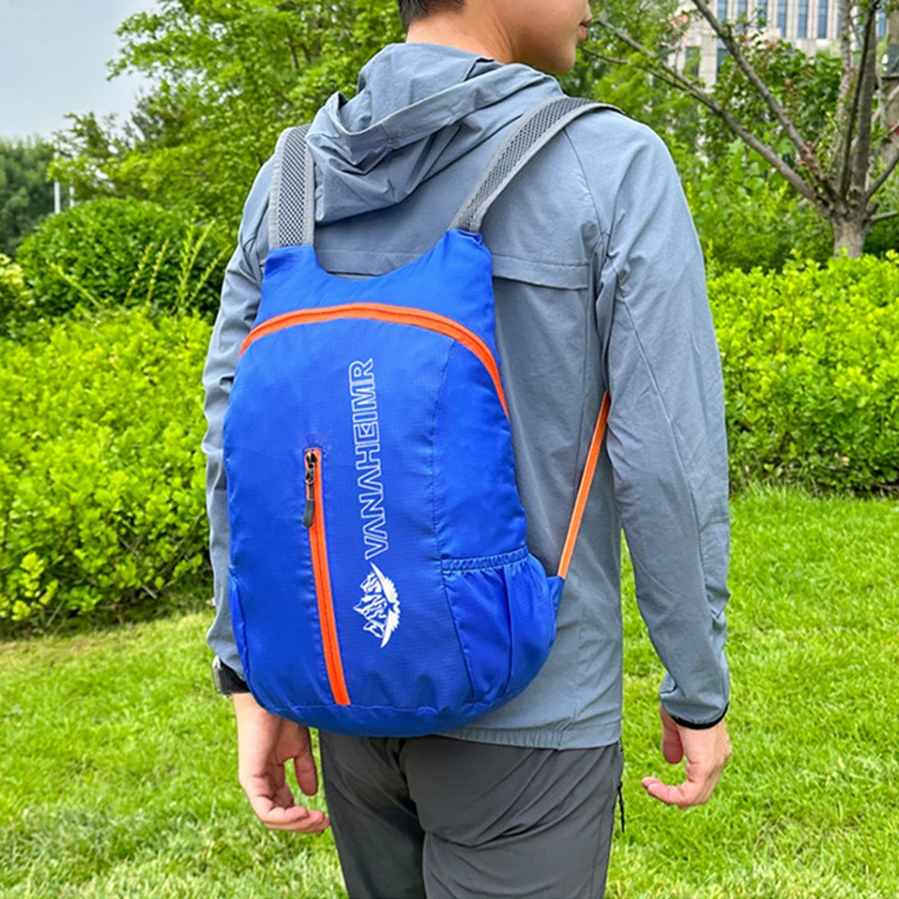 Foldable Sports Backpack Lightweight Backpack Large Capacity Travelling Backpack with Side Pockets Travel Daypack