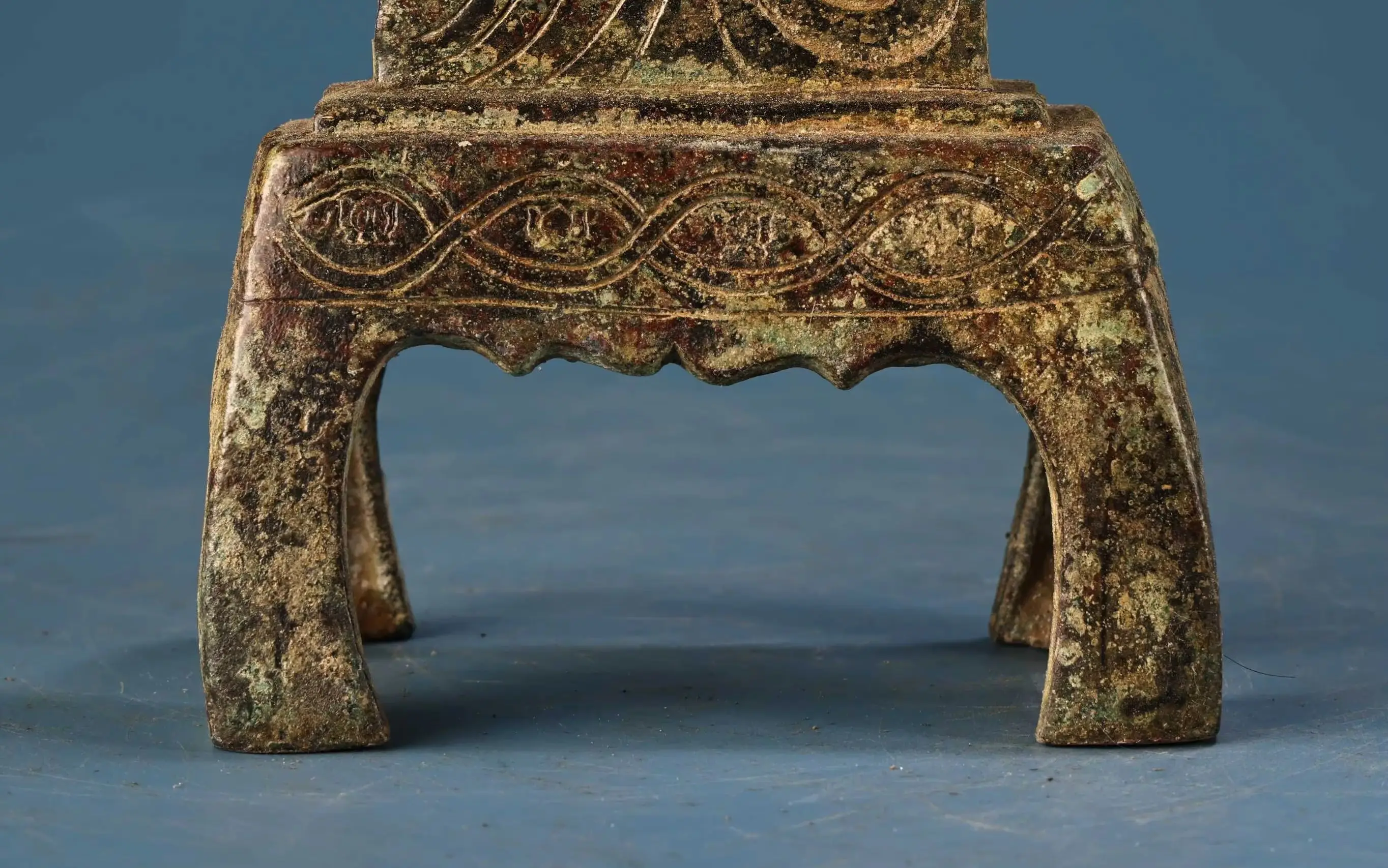 Old Bronze Gilded verdigris Cinnabar Five Buddhas Northern Wei Buddhist bench Buddha Buddha Terrace Amitabha Buddha Worship Hall