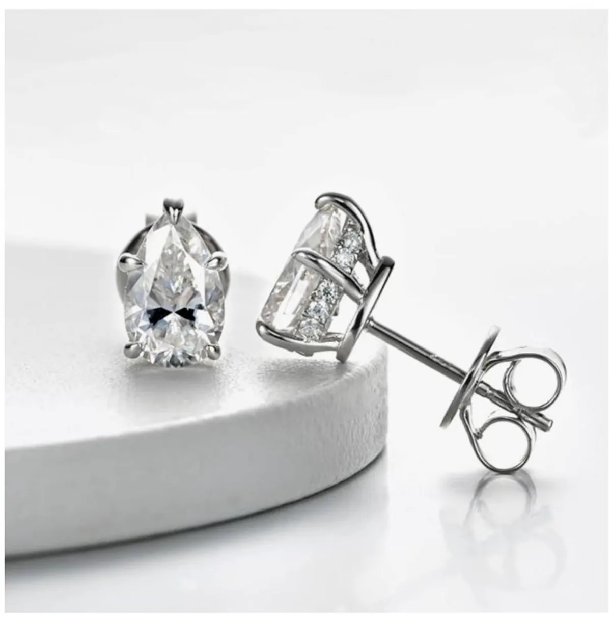 18K Gold Lab-Grown Diamond Drop-Shaped 0.5CT Pear-Cut Diamond Earrings — Fine Jewelry Ear Clips Custom Wholesale