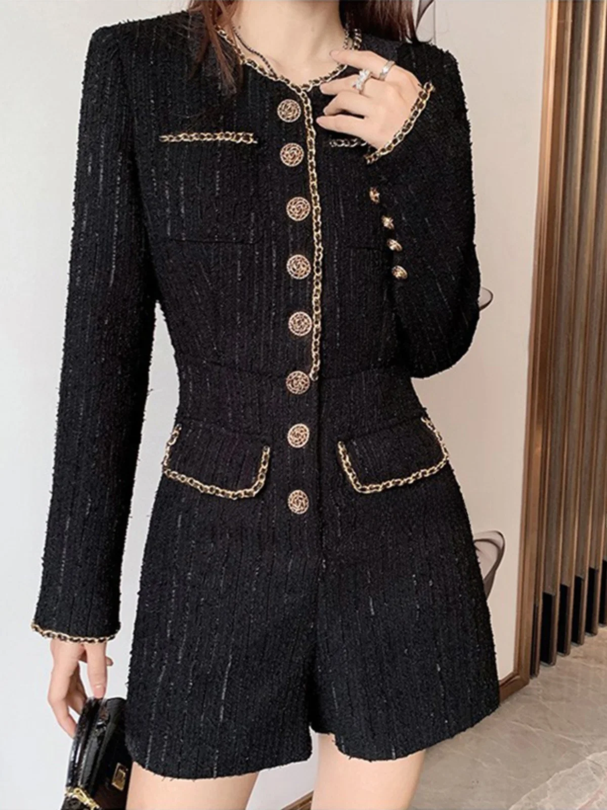 

Роскошный комбинезон с золотой цепочкой и твидовыми брюками трапециевидной формы с высокой талией, весенний новый женский костюм