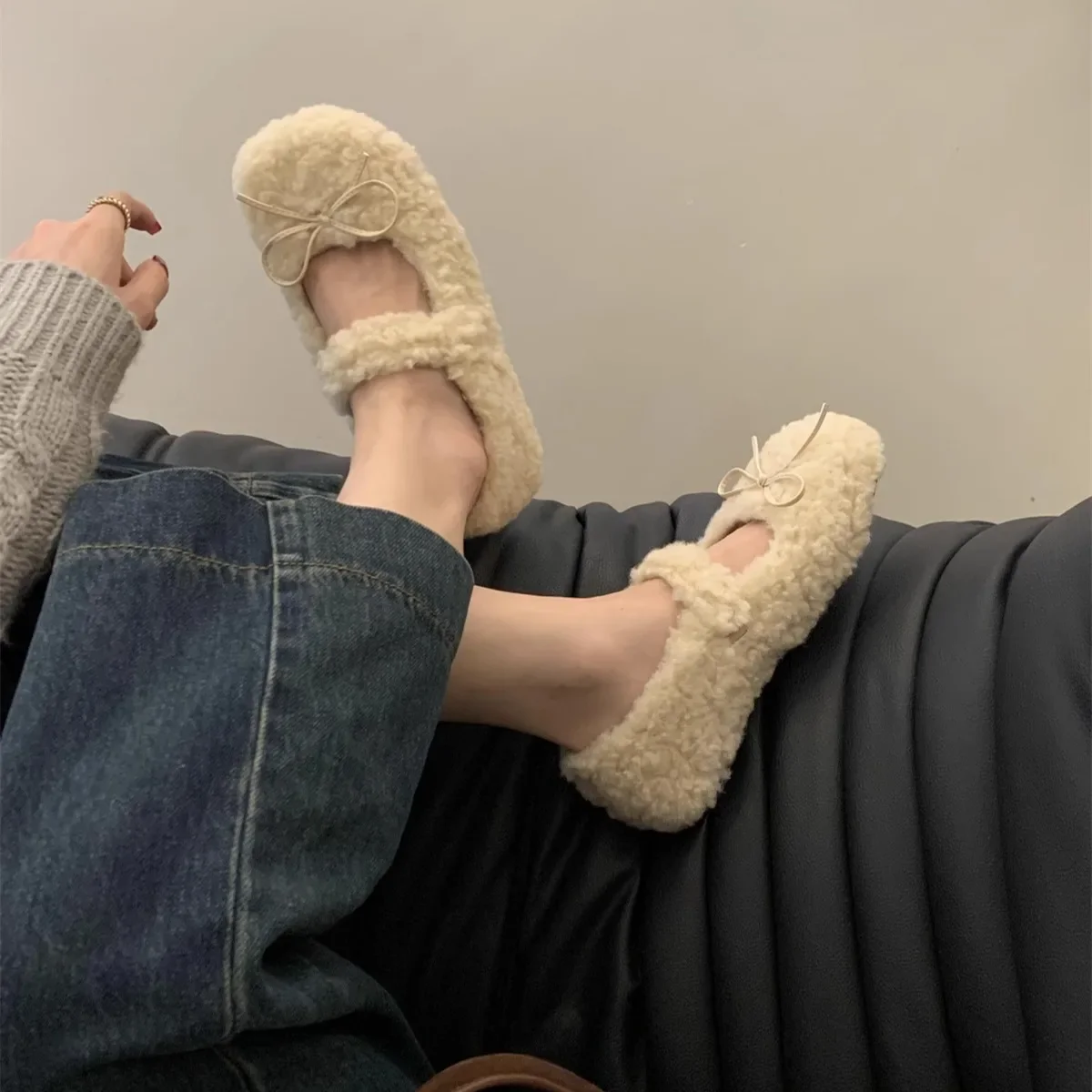 Women\'s Shearling Ballet Flats with Strap Warm Rabbit Fur Plush Lined Crystal Buckle Mary Jane Flat Shoes
