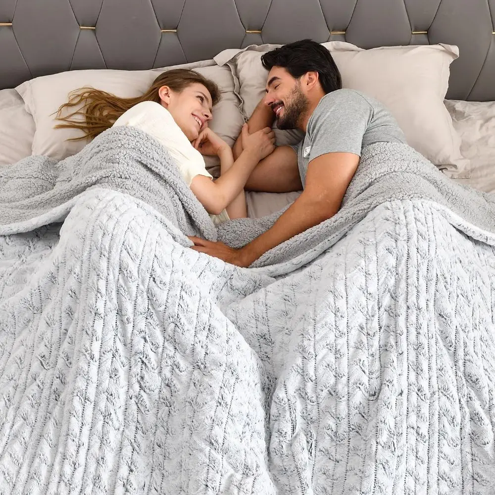 

King Size 100 x 90 Dual-Controller Heated Blanket with 10 Heat Settings, 1-12 Hour Auto-Off, Plush & Sherpa, Washable, Elegant P