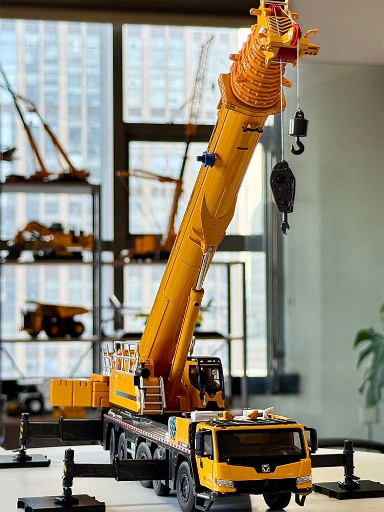 New 1:50 Scale Model Diecast XCMG XCA260 Tons Truck Crane Model Replica Collection 2 Cabs Open Business Gift